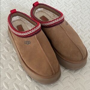 UGG Tazz Hickory Brown Suede Slip-Ons with Red Trim